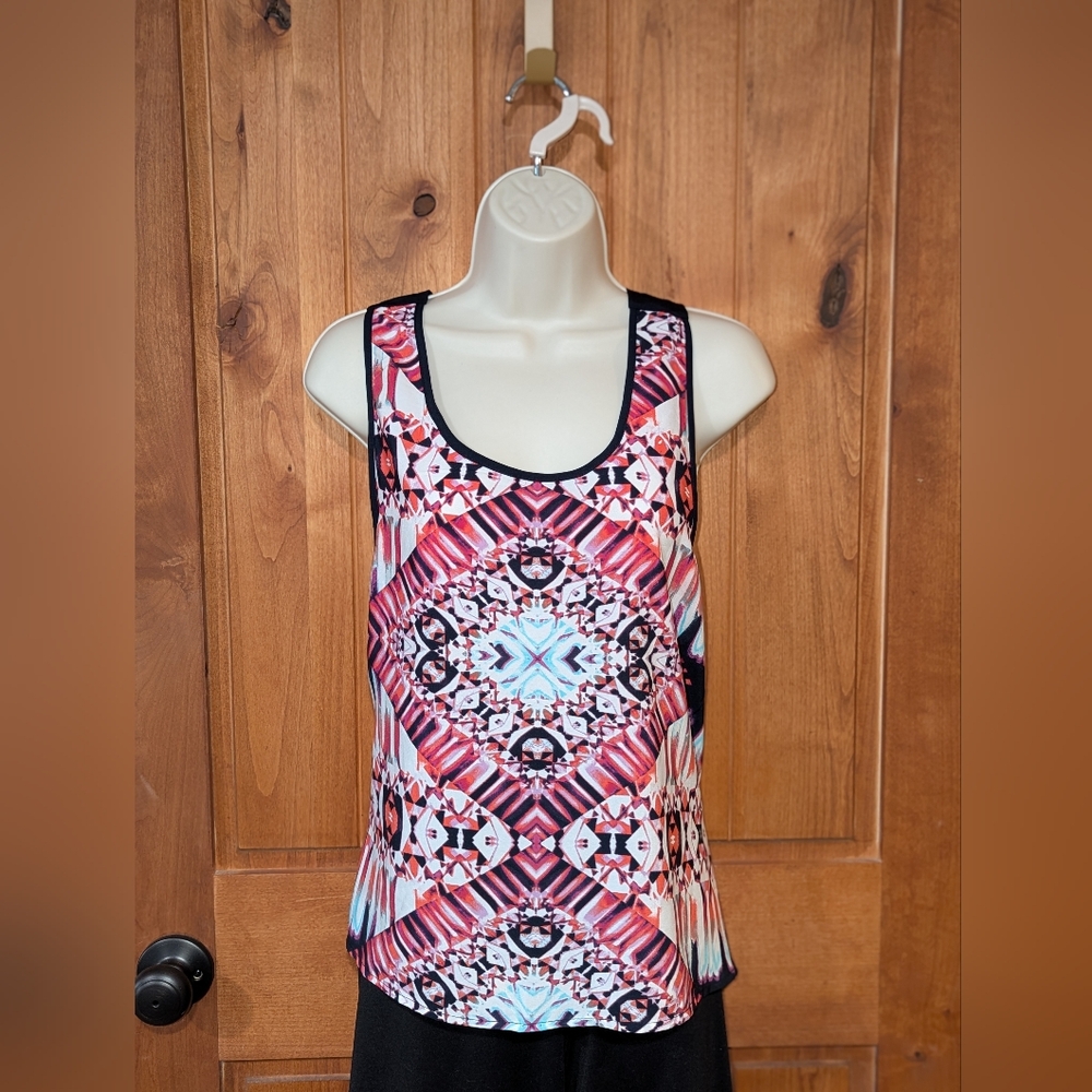 Xhilaration Graphic Pink and Black Sleeveless Tank Top